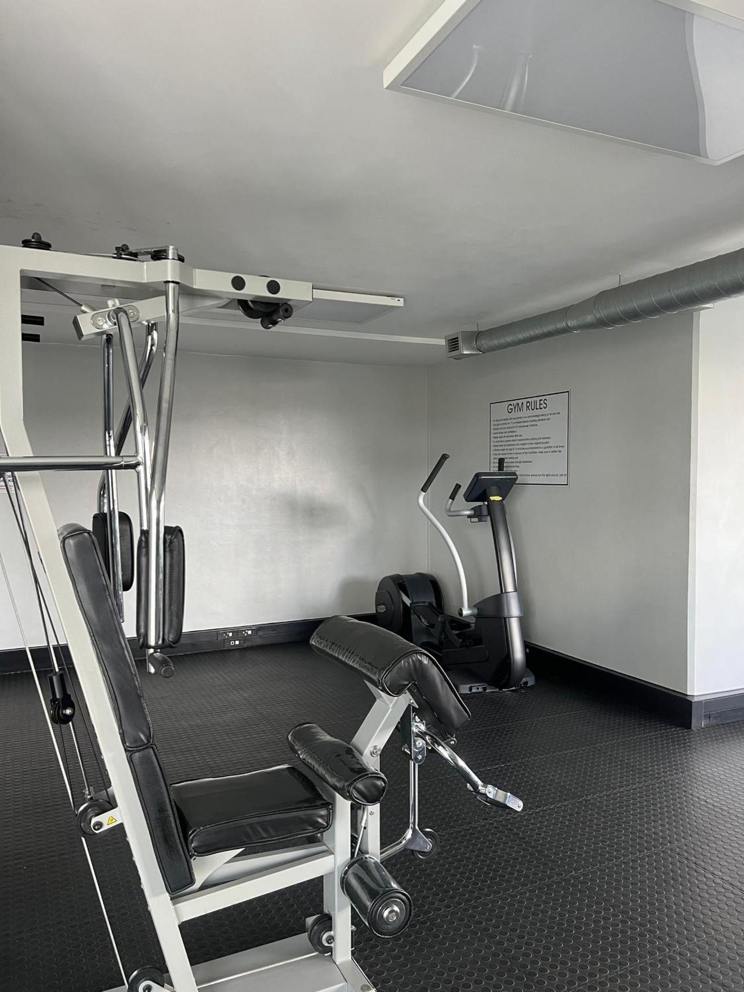 Cosy Apartment In The Heat Of The City Windhoek Bagian luar foto